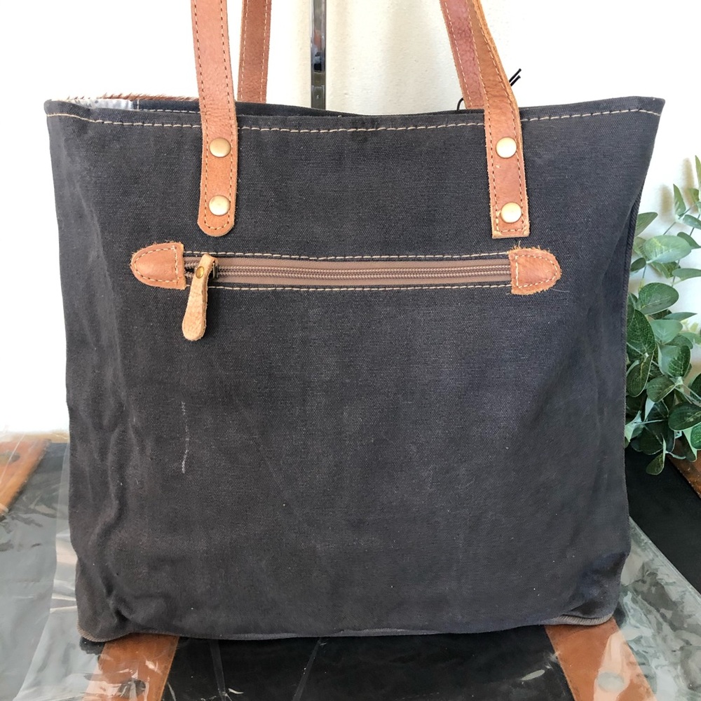 Myra Bag Leather Pocket Tote Up-cycled Canvas NWT - Picture 6 of 6